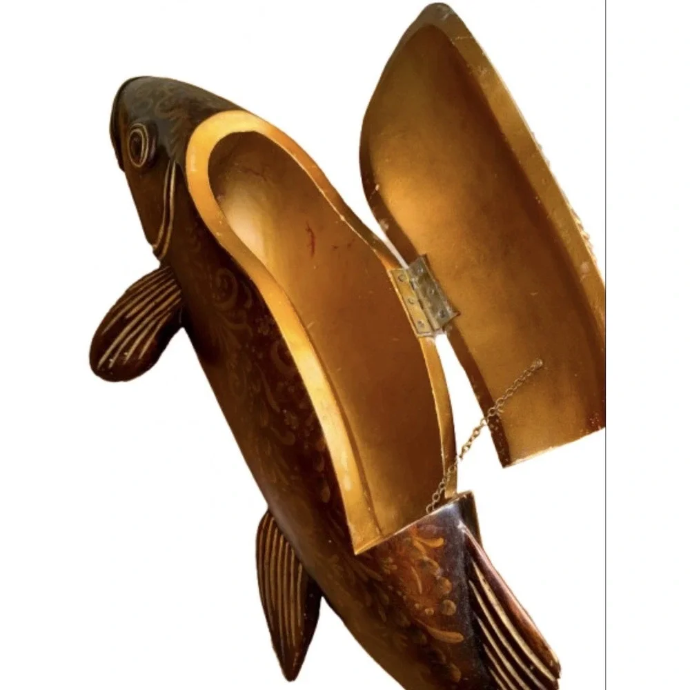 Vintage Castilian Wooden Fish Trinket Box Carved Hinged Keepsake Box 26x11 Rare
